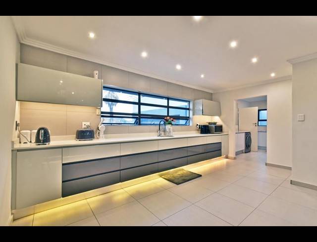 5 BEDROOM HOUSE FOR SALE IN MEYERSDAL